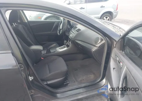 2011 Mazda Mazda3 I Sport z USA, uszkodzony, nr VIN JM1BL1UGXB1416597